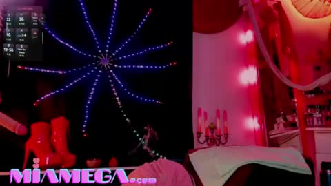 Mia online show from June 17, 10:43 pm