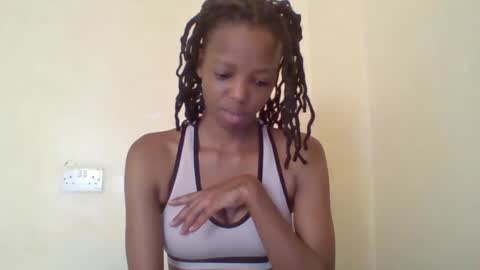 Muffin online show from June 2, 2:02 am