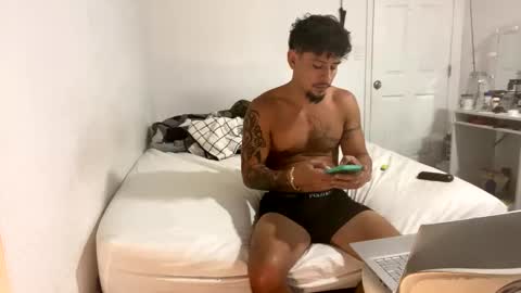 miamiclos1 online show from February 24, 2:53 am