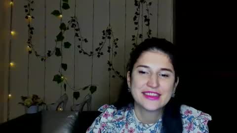 Snapshot of miamilff_sugar chatting on February 12, 12:33 pm Alianna online show from February 12, 12:33 pm