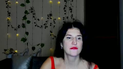 Snapshot of miamilff_sugar chatting on February 13, 7:37 am Alianna online show from February 13, 7:37 am