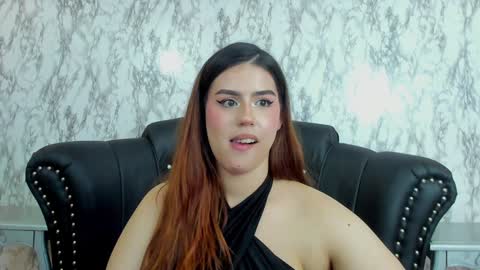 Mia   -5 7001400 Follow  online show from January 8, 12:38 am