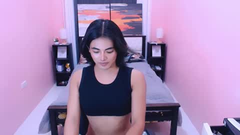 Snapshot of miamoreamara69 chatting on June 28, 7:20 pm miamoreamara69 online show from June 28, 7:20 pm