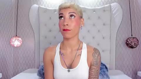 Mia Morgann online show from December 25, 2:45 pm