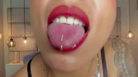 Mia Morgann online show from January 2, 6:01 pm
