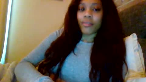 MiaMuffn online show from February 6, 6:11 pm