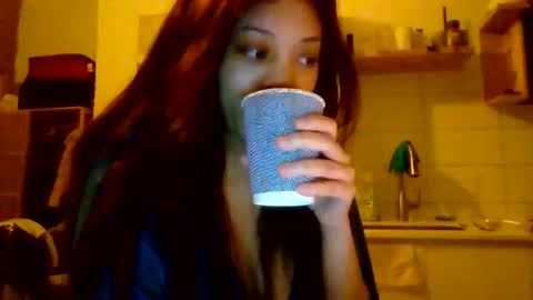 MiaMuffn online show from April 8, 3:17 am