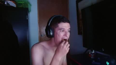 Snapshot of miaou_miaou chatting on February 6, 3:06 am miaou_miaou online show from February 6, 3:06 am