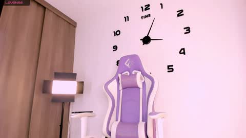 Snapshot of miapink_ofii_ chatting on April 28, 7:02 am 180126 - starts at 1400PM online show from April 28, 7:02 am