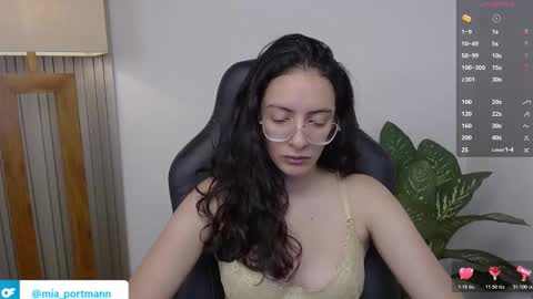 MIAPORTMANN online show from February 11, 10:20 am