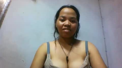 miarii online show from May 26, 3:08 pm