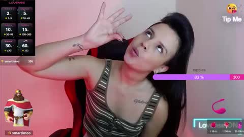 miarobinn_ online show from October 20, 11:43 am