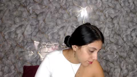miarouse1531 online show from June 20, 7:00 am
