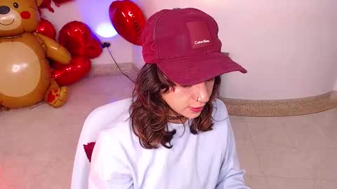 Snapshot of miascarlet_16 chatting on October 7, 3:09 pm miascarlet_16 online show from October 7, 3:09 pm