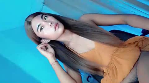 Snapshot of miasex980271 chatting on April 26, 11:52 am miasex980271 online show from April 26, 11:52 am