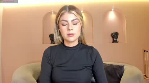 Snapshot of miasilvax chatting on July 8, 10:53 am Mia Silva online show from July 8, 10:53 am