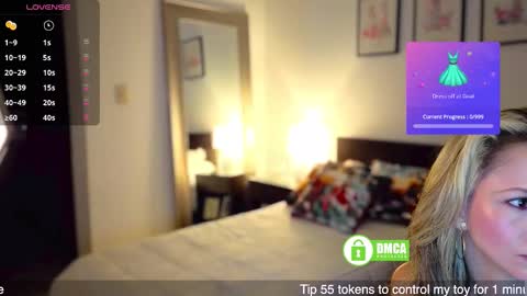 miasiren online show from December 21, 2:30 am