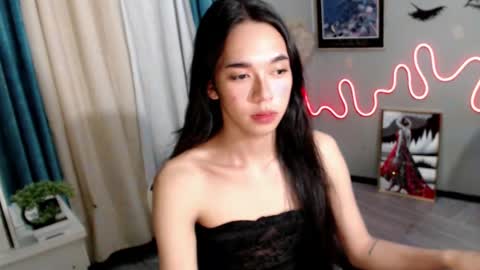 Snapshot of miatrixs chatting on January 28, 11:28 am Mia online show from January 28, 11:28 am