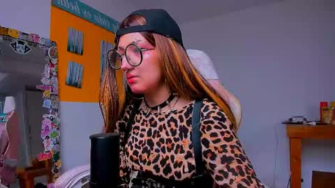 miauwunita online show from May 28, 9:34 pm