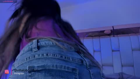 Snapshot of miavillalobos_ chatting on December 18, 7:41 pm Mia Villalobos online show from December 18, 7:41 pm