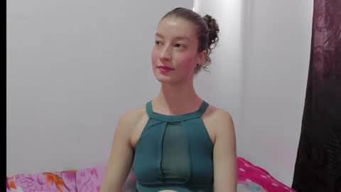  Chloe  online show from October 27, 7:18 pm