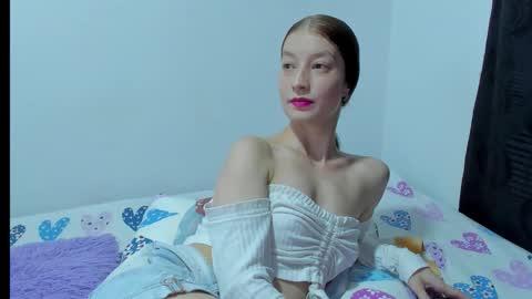  Chloe  online show from January 12, 11:10 pm