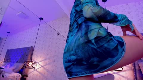 Mia winx  online show from December 19, 5:07 am