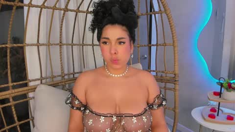 Mia online show from February 10, 3:57 am