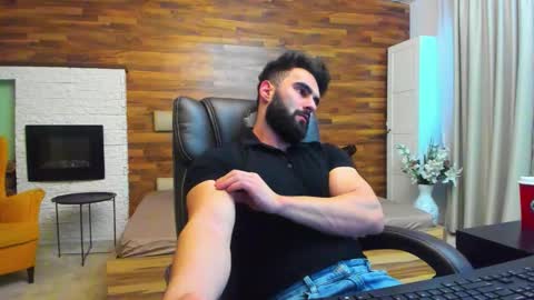 Snapshot of micahlane chatting on December 2, 5:46 am MicahLane online show from December 2, 5:46 am