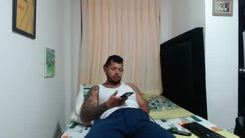 Snapshot of michael_daviss1 chatting on July 15, 7:08 pm Michael Daviss online show from July 15, 7:08 pm