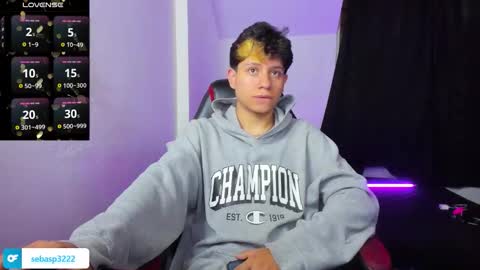 Snapshot of michael_kendall0 chatting on October 7, 11:02 pm michael independent model online show from October 7, 11:02 pm