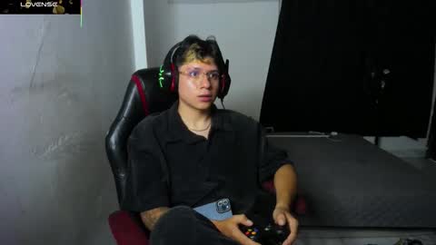 Snapshot of michael_kendall0 chatting on November 6, 1:28 am michael independent model online show from November 6, 1:28 am