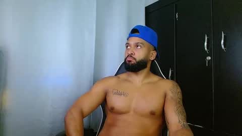 Snapshot of michael_maximo chatting on February 28, 8:59 am maximo online show from February 28, 8:59 am