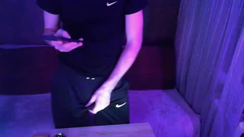 Snapshot of michael_thom2 chatting on February 11, 4:23 pm Dark side online show from February 11, 4:23 pm