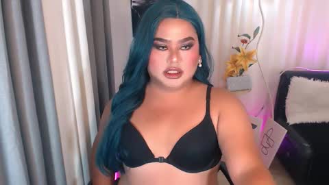 michaelagoddess online show from March 17, 5:49 pm