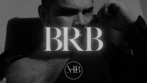 Snapshot of michaelbear_ chatting on February 14, 2:03 pm Michael online show from February 14, 2:03 pm