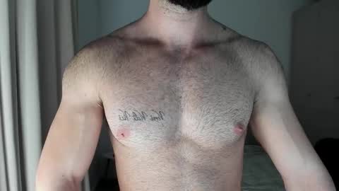 MichaelEvansx online show from February 9, 10:47 pm