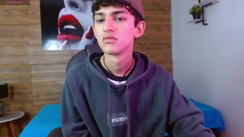 michaelkoiv online show from November 27, 12:18 pm