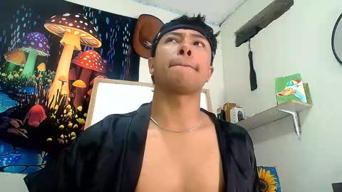 Snapshot of michaelstones chatting on May 18, 3:18 pm michaelstones online show from May 18, 3:18 pm