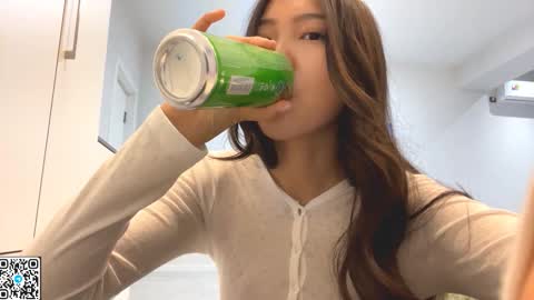 Aidaxo online show from October 28, 6:10 pm