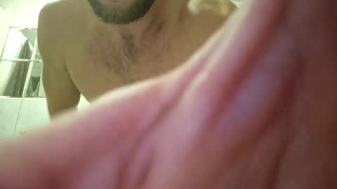 Snapshot of michaltomiczek77 chatting on December 22, 7:27 am WildMikemilflove online show from December 22, 7:27 am