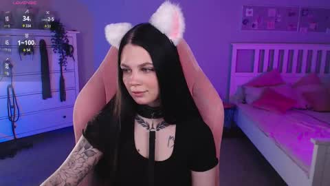 Snapshot of michela_fruet chatting on October 10, 1:04 am Kate online show from October 10, 1:04 am