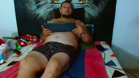 Snapshot of michell_myers chatting on September 10, 12:16 pm michell_myers online show from September 10, 12:16 pm