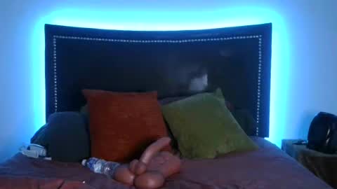 carmen savaged online show from March 9, 1:14 am