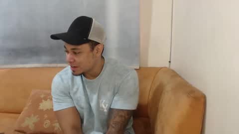 michelle_allen0104 online show from January 26, 12:01 pm