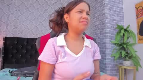 Michelle y Roger  online show from February 14, 6:51 pm