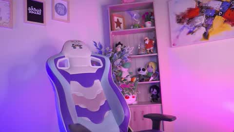 Snapshot of michelle_chang chatting on November 7, 7:03 pm michelle chang online show from November 7, 7:03 pm