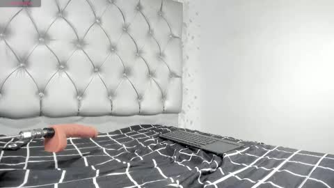 Snapshot of michelle_perla chatting on October 17, 7:49 pm michelle perla online show from October 17, 7:49 pm