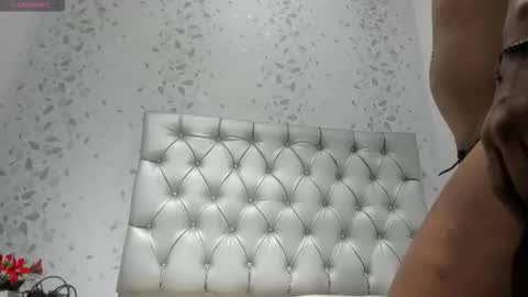 Snapshot of michelle_perla chatting on October 18, 6:30 pm michelle perla online show from October 18, 6:30 pm