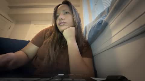 Snapshot of michelle_sex_hard chatting on December 13, 8:25 pm Anne Michelle online show from December 13, 8:25 pm